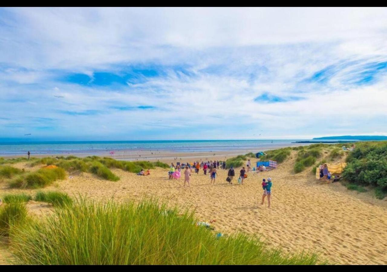 Mp768 - Camber Sands Holiday Park - Huge Lodge - Small Dog Friendly - Sleeps 8 외부 사진
